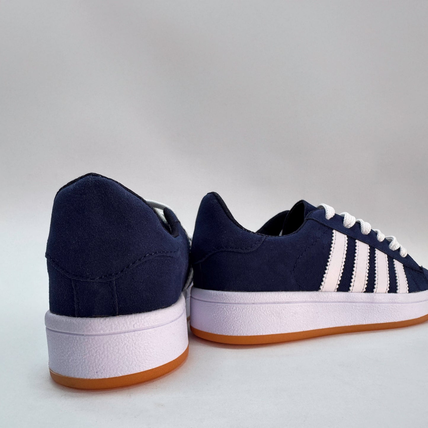 tenis campos azul blanco