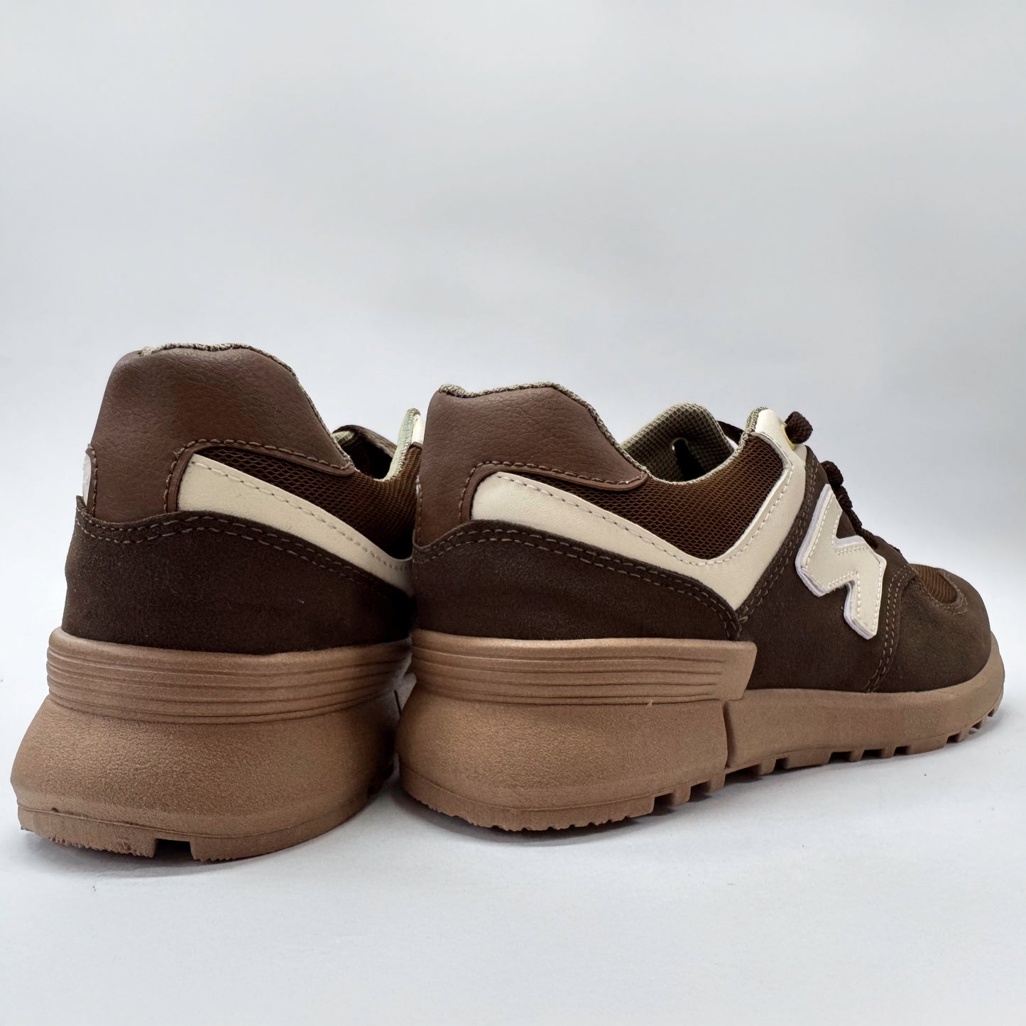 tenis f08 cafe beige