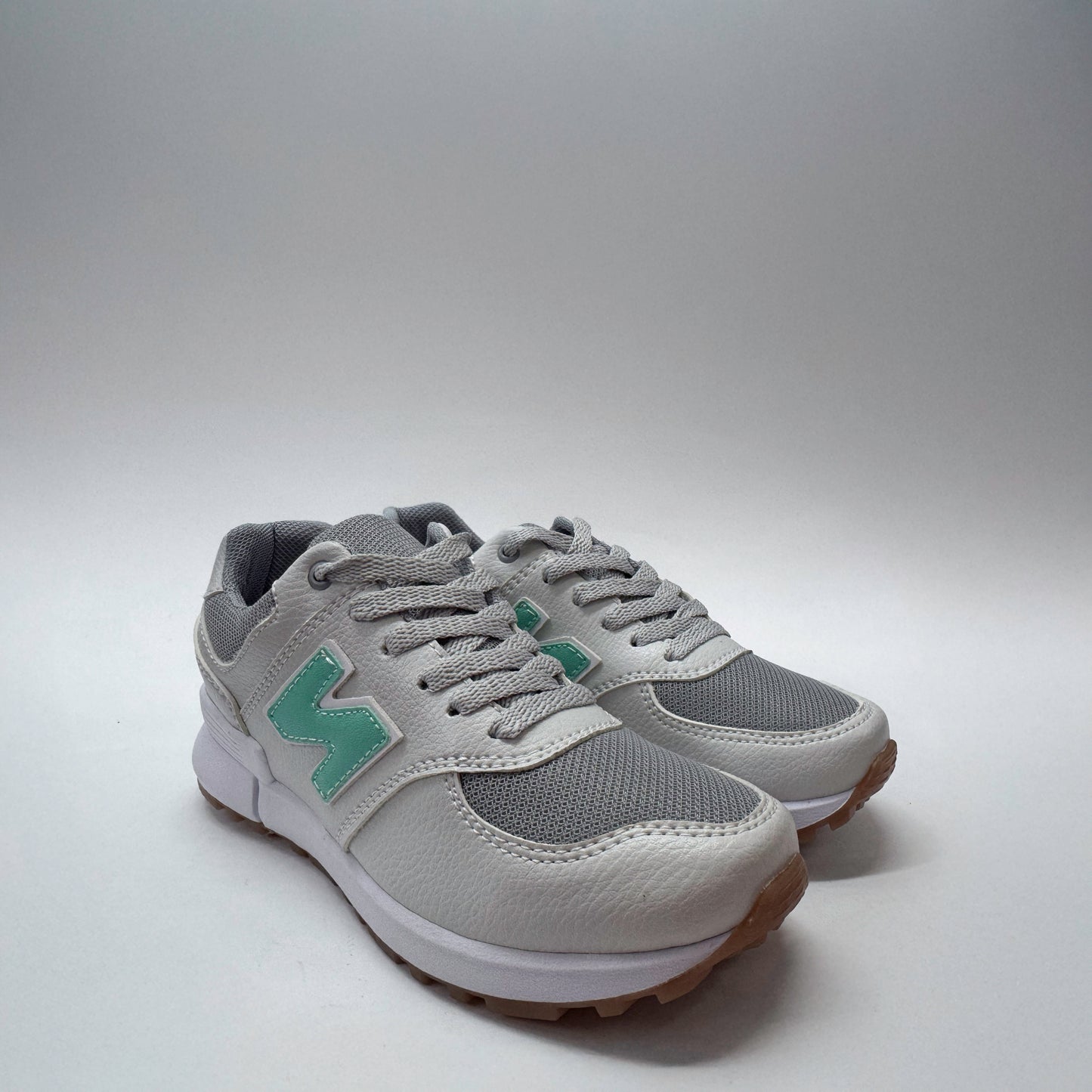 tenis f08 gris verde style