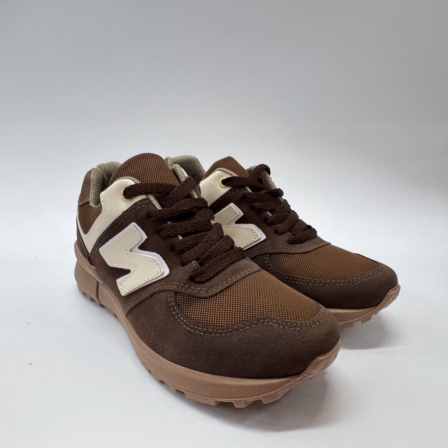 tenis f08 cafe beige