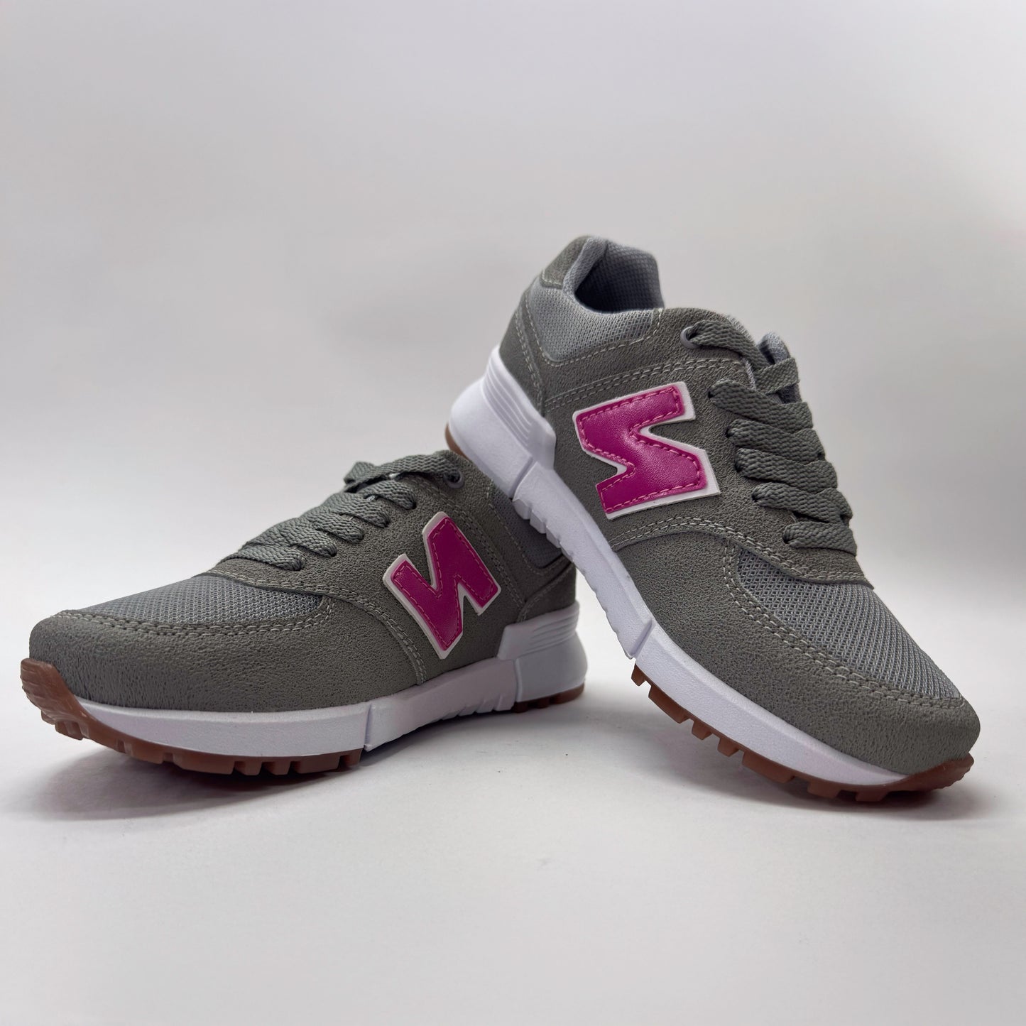 tenis f08 gris fucsia